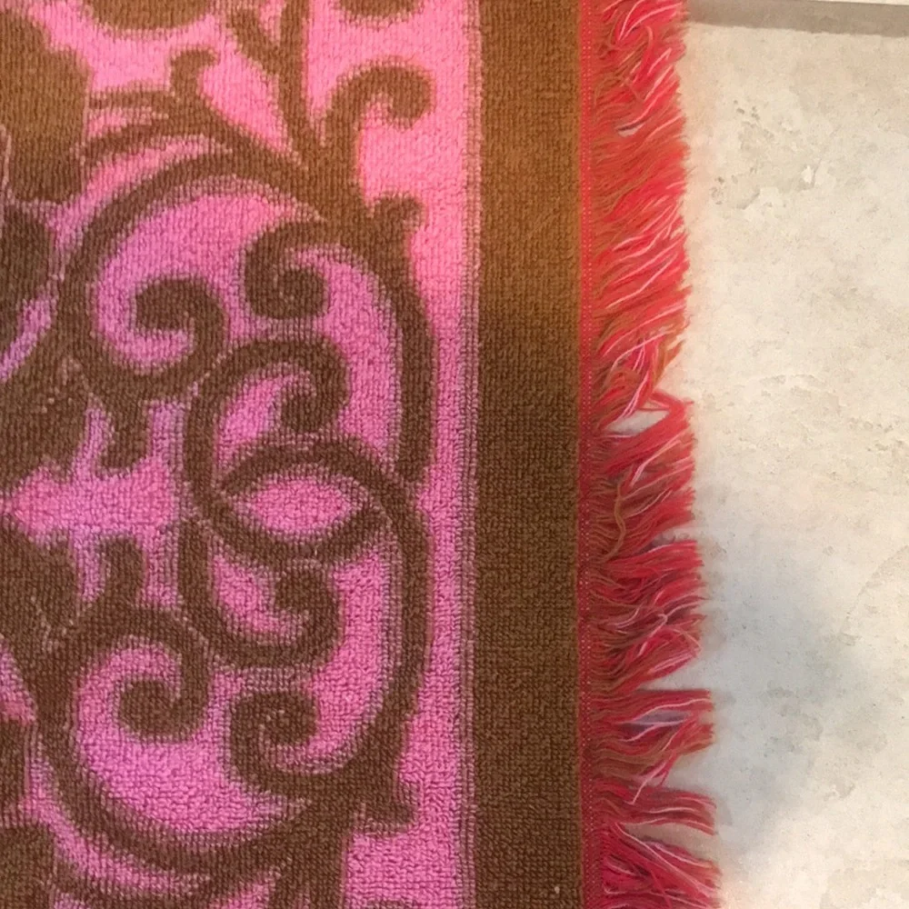 Vintage Fieldcrest Made USA Red Pink Floral Brown Fringe Bath Towel
